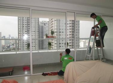 Dán Phim Cách Nhiệt Chống Nắng Nóng Chung Cư Vinhomes